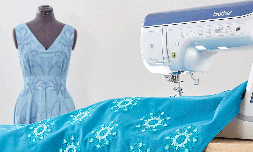 Innov-is Stellaire XJ1 sewing, quilting and embroidery machine 8